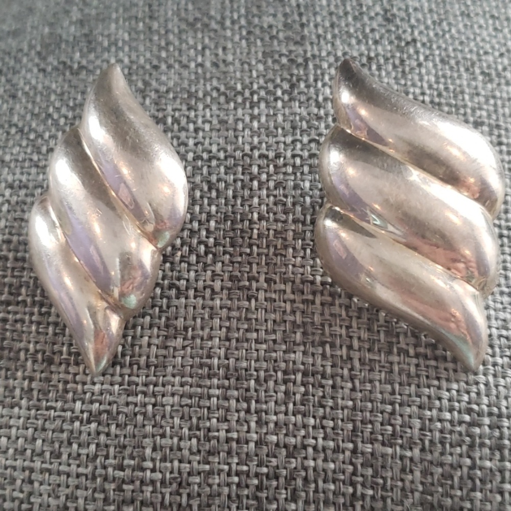 Vintage Sterling silver earrings